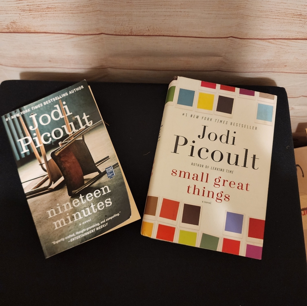 Book Set - Jodi Picoult